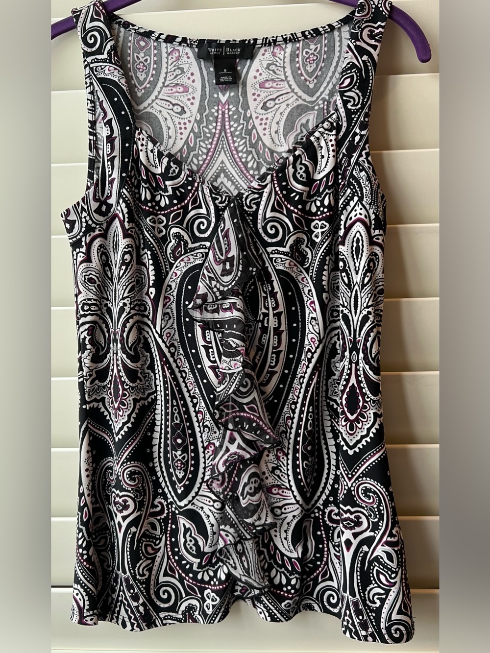 White House Black Market Small Black, White & Mauve Paisley Ruffle Camisole